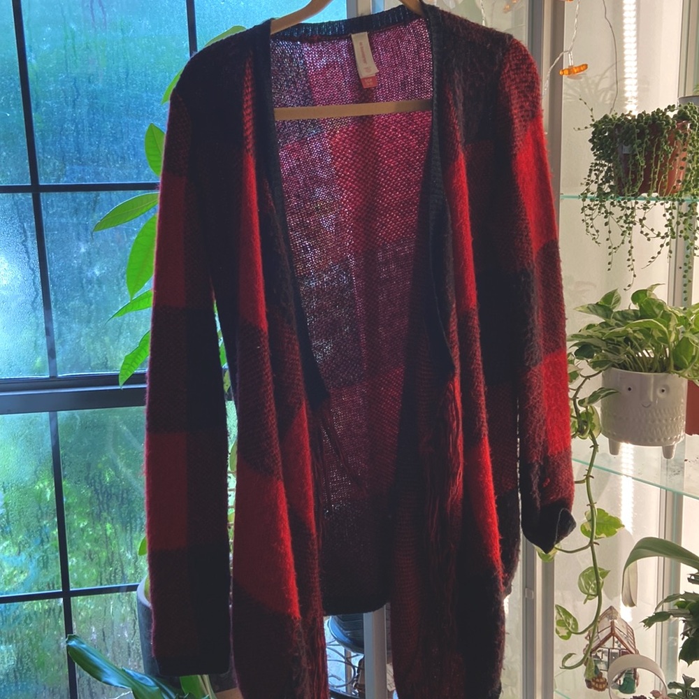 Checkered print red and black sweater